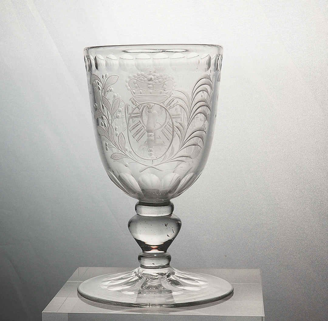 Ein Pokal aus Glas aus der Regierungszeit Friedrichs III von Brandenburg