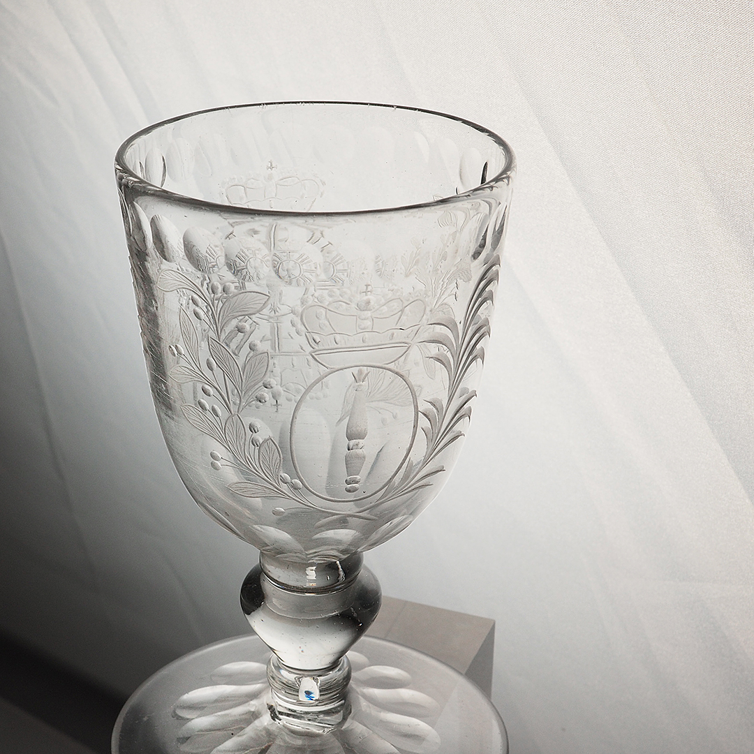 Ein Pokal aus Glas aus der Regierungszeit Friedrichs III von Brandenburg