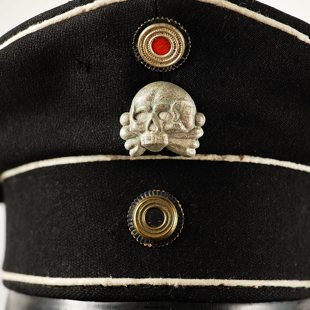 Prussia - visor cap for officers of the 2nd Life Hussar Regiment